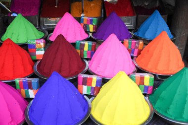 Mysore boya piyasada canlı boya renkleri