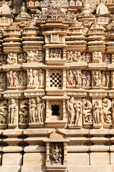 Detalle de las obras de arte en el templo Khajuraho — Foto de Stock