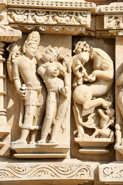 Detalj av konstverk på Khajuraho tempel — Stockfoto