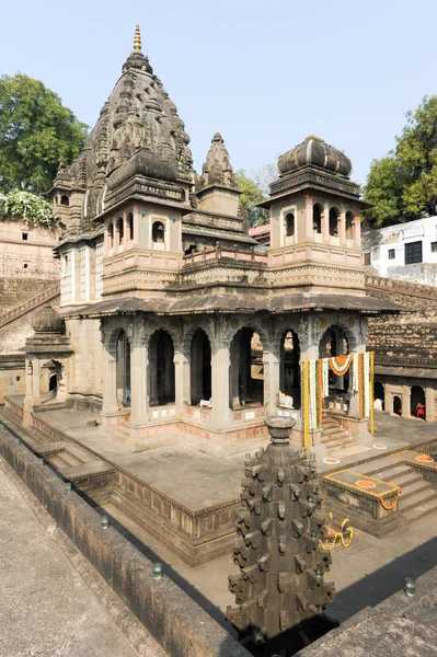 Tempelpalast von Maheshwar auf Indien — Stockfoto