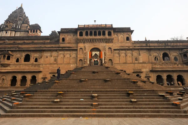 Hintli Hindistan ile ersin Sarayı önünde yürüyüş — Stok fotoğraf
