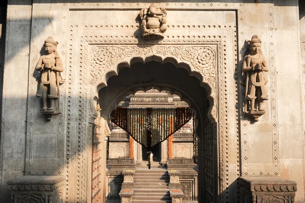 Detail of temple palace at Maheshwar — Stock Photo, Image