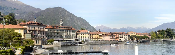 Město Menaggio na slavné italské jezero Como — Stock fotografie