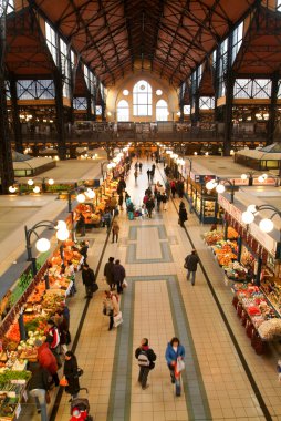People shopping in the Great Market Hall at Budapest clipart