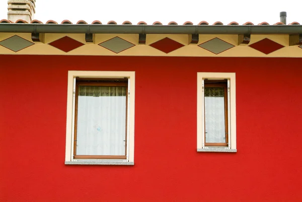 Windows veya tek bir aile ev — Stok fotoğraf