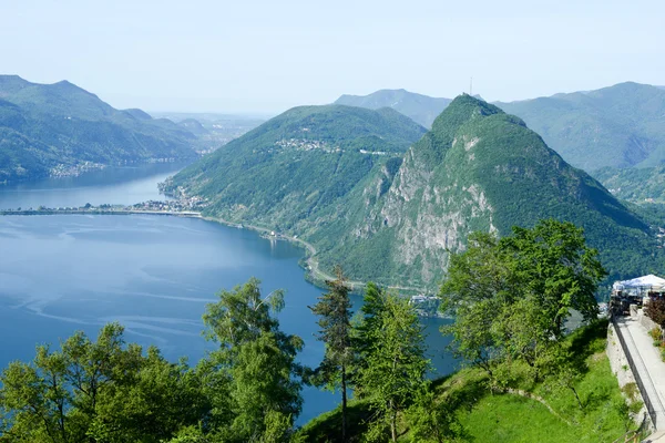 Obraz z zatokę Lugano z Monte Bre — Zdjęcie stockowe