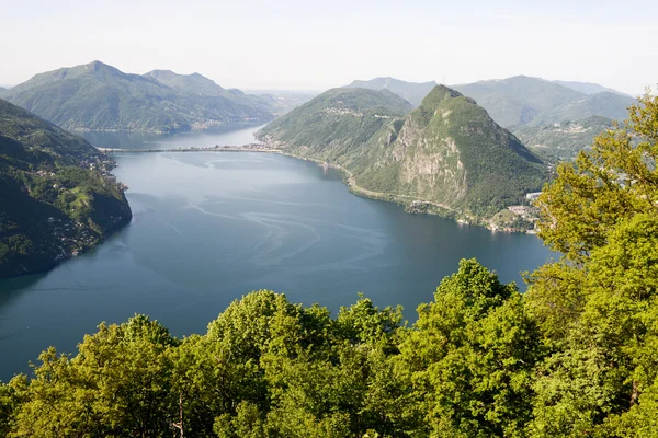 Imagen del Golfo de Lugano desde Monte Bre — Foto de Stock