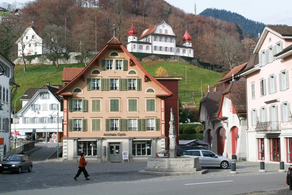 La plaza central de Sarnen — Foto de Stock