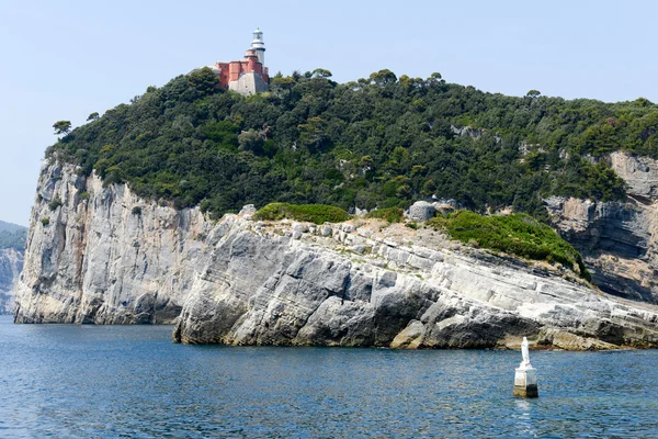 Ön av tino nära Portovenere — Stockfoto