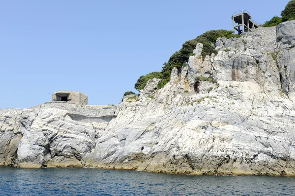 Isola di tino vicino Portovenere — Foto Stock