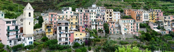 El pueblo de Manarola en Cinque Terre — Foto de Stock