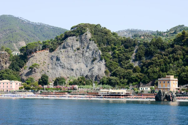 La playa de Monterosso en Cinque Terre — Foto de Stock