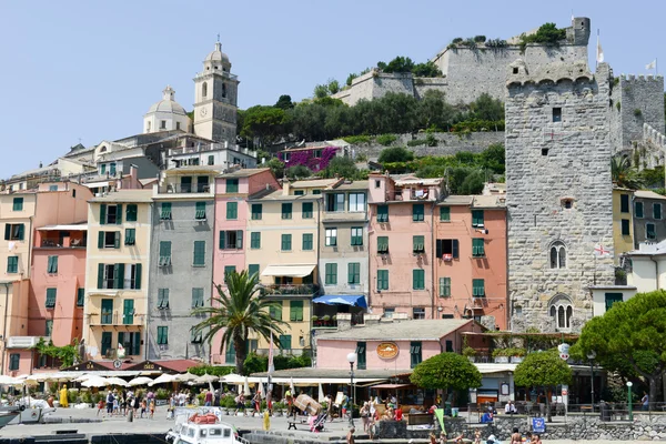 Pohled na města Portovenere z moře — Stock fotografie