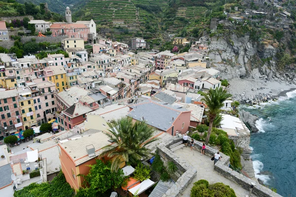 Scenic view of colorful village Vernazza, Italy — Stock Photo, Image