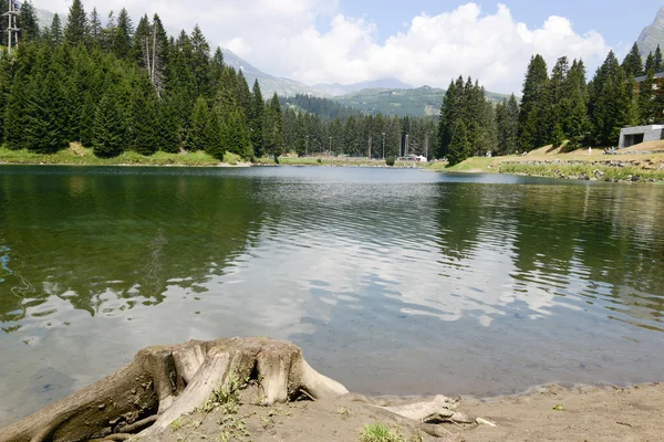 Lago San Bernardino no vale de Mesolcina — Fotografia de Stock