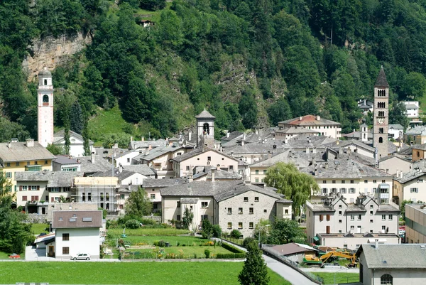 Poschiavo 村 — 图库照片