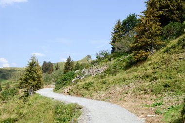 Dağ Engelberg üzerinde Truebsee, sokak