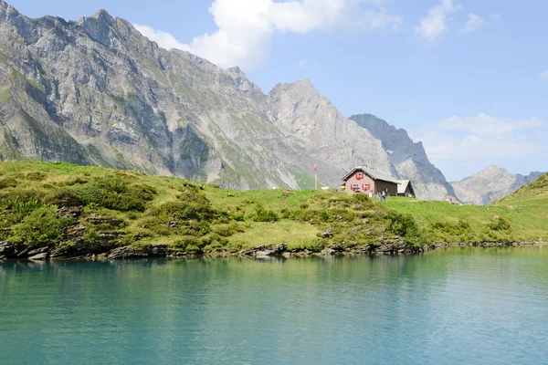 Λίμνη Truebsee κατά τη διάρκεια Engelberg — Φωτογραφία Αρχείου