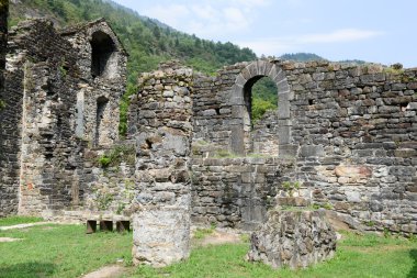 Serravalle kalıntıları kale Semione