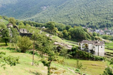 Semione üzerinde Blenio Vadisi eski kilisede