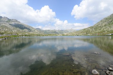Gotthard, pitoresk göl