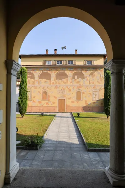 Angemaltes Haus in Vaglio — Stockfoto