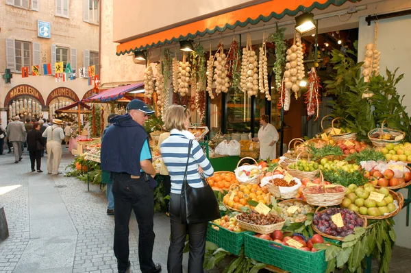 Strada pietonală din centrul orașului Lugano — Fotografie, imagine de stoc