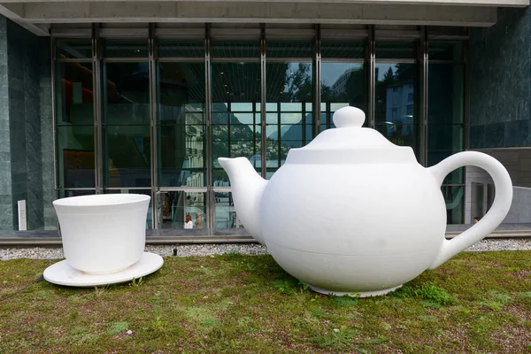 Theepot in Lac museum in Lugano — Stockfoto