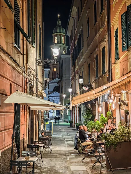 Rapallo, İtalya - 9 Ekim 2025: Liguria, İtalya 'daki Rapallo köyüne bakın