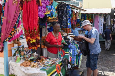 Roseau, Dominica - 14 Ocak 2026: Dominica adasındaki Roseau 'da turizm pazarı