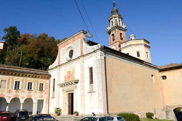 A igreja antiga em Carona, Ticino, Suíça — Fotografia de Stock