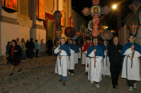 De jaarlijkse processie naar Jezus Christus met Pasen in Mendrisio — Stockfoto