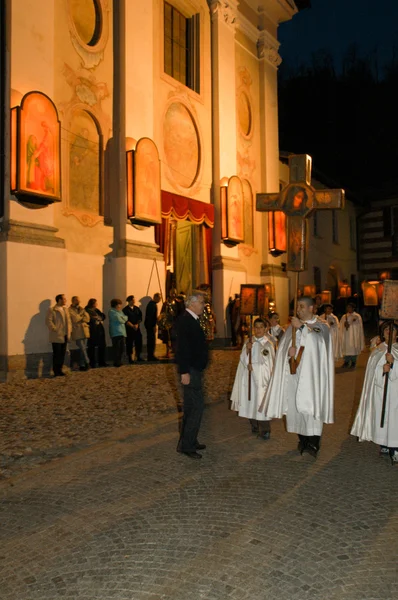La procesión anual a Jesucristo en Pascua en Mendrisio —  Fotos de Stock