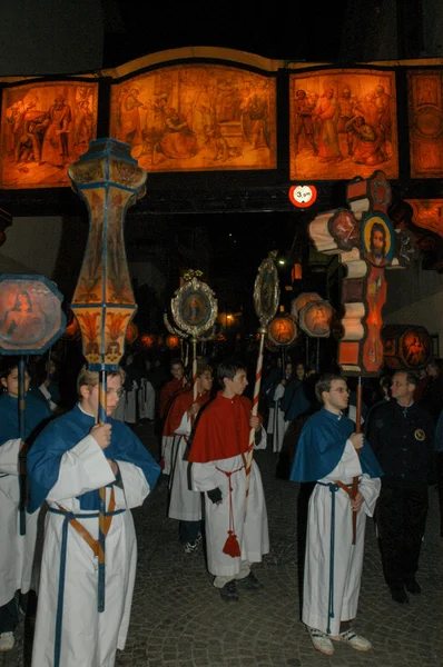 La procesión anual a Jesucristo en Pascua en Mendrisio — Foto de Stock