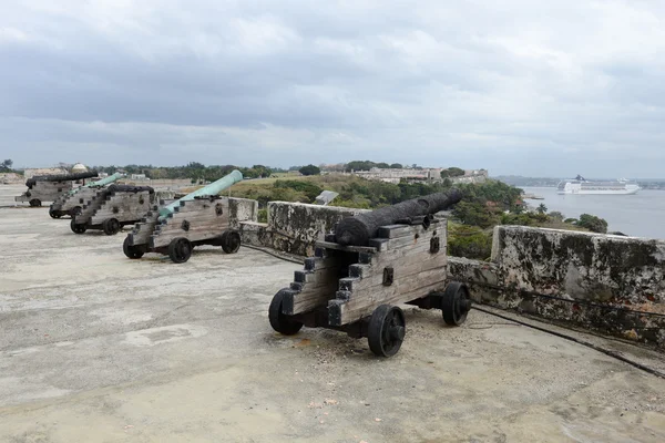 Děla El Morro pevnosti v Havana — Stock fotografie