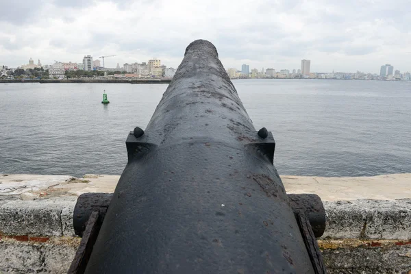 Φρούριο του El morro με την πόλη της Αβάνας στο παρασκήνιο — Φωτογραφία Αρχείου