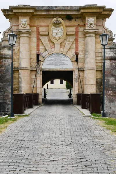 The entrance door of La Cabana fortress at Havana — Stock Photo, Image