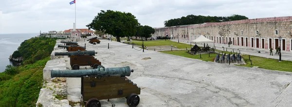 Vojáci v La Cabana pevnosti v Havana — Stock fotografie