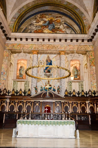 Innenraum der kathedrale san cristobal im alten havana — Stockfoto