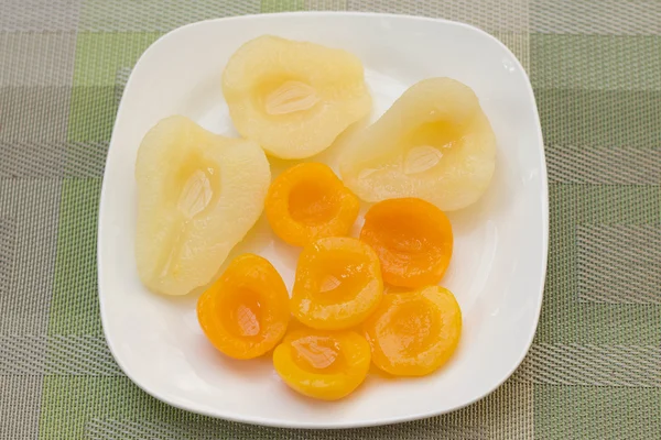 Персиковый десерт — стоковое фото