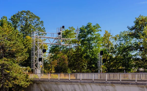 Railway Signals Signs Metal Frame Bridge Fence Trees — Stock Photo, Image