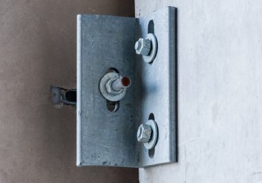 Beton duvar metal köşe aparatı
