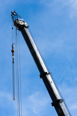 Makaralar ve asılı c ile genişletilmiş büyük ağır endüstriyel vinç