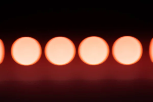 抽象的な光背景 ピンクブルーのトレイルライトとボケ 美しい映画の絵 長時間露光写真 — ストック写真