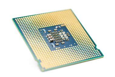 İşlemci, merkezi işlemci ünitesi, izole edilmiş arka plan. Bilgisayar için ana elektronik devre. Seçici odak