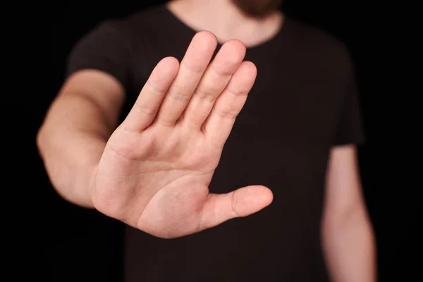 Stoppschild Mann Schwarzem Shirt Hört Auf Singen Sagt Nein Lehnt — Stockfoto