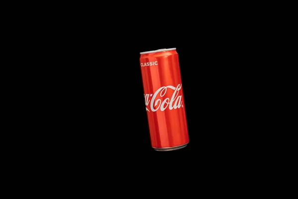 Kaliningrad Russia March 2021 Coca Cola Can Black Background Classic — Stock Photo, Image