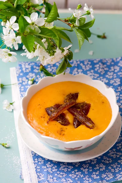 Griesmeel PAP met pompoen en datums — Stockfoto