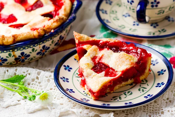 Tarta de fresa. Estilo vintage . — Foto de Stock