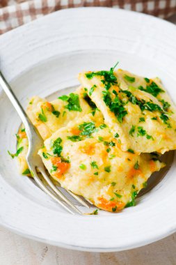 bir kase kabak ravioli